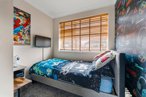 Photo 21- click for photo gallery